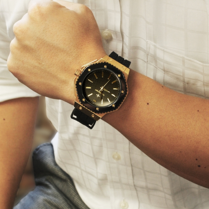HB_Desire_Clock_03